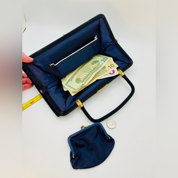 1940’s Vintage Clutch Evening Purse - Picture 6 of 9